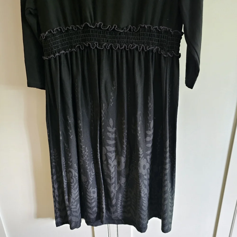 Dress - Picture 3 of 5